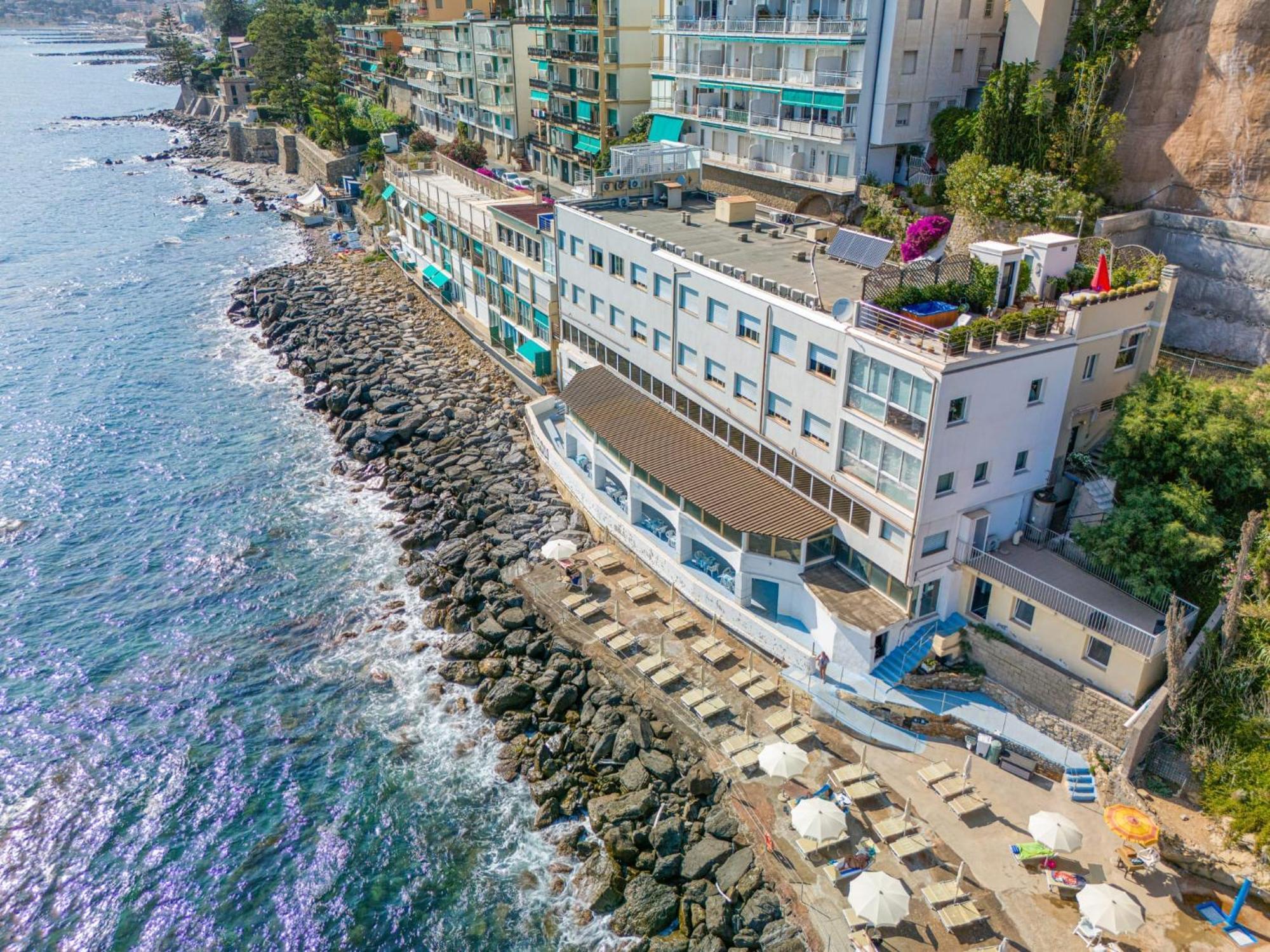 Hotel La Perla Del Capo Ospedaletti Exterior foto